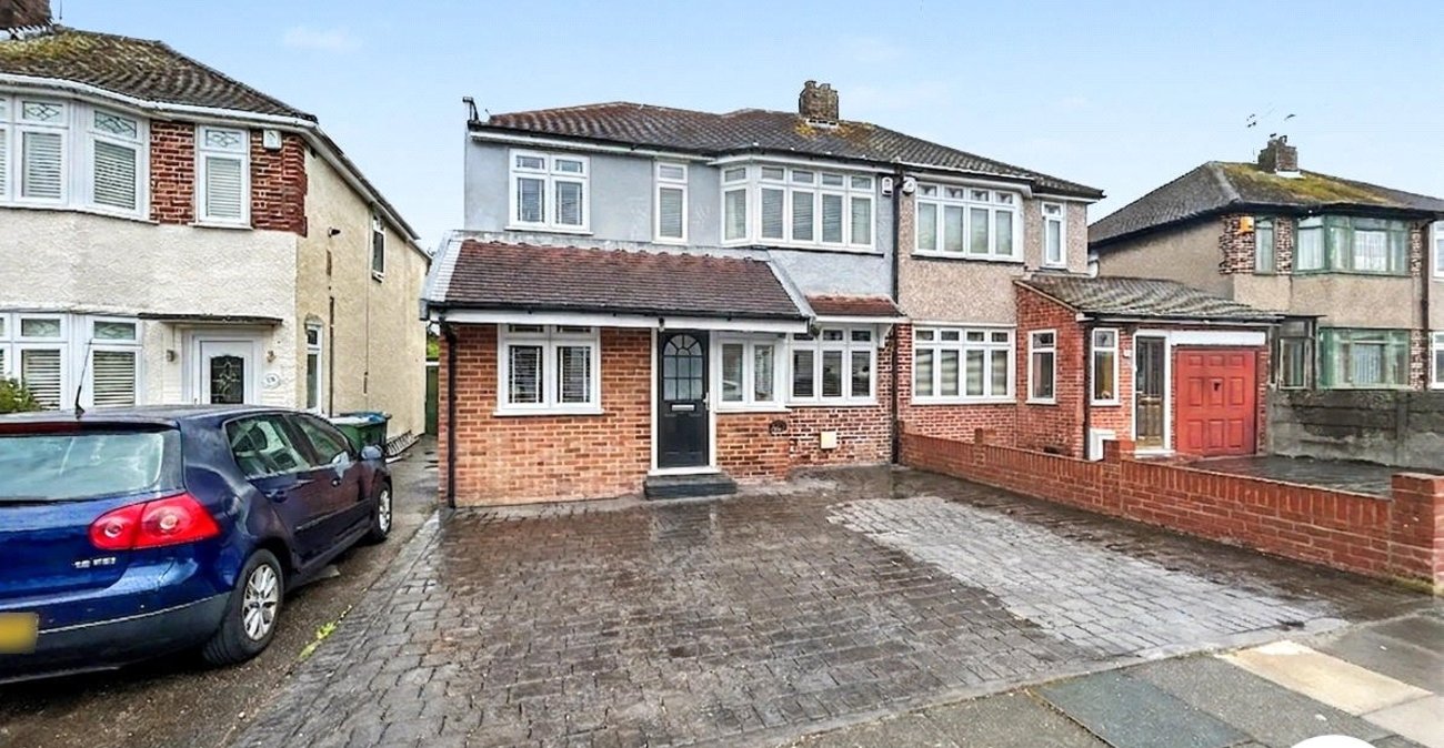 4 bedroom house for sale in Welling | Robinson Jackson