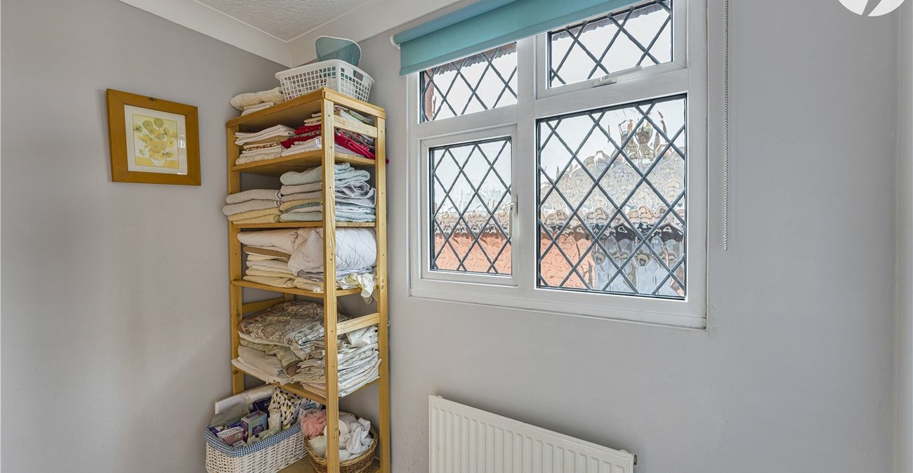 4 bedroom house for sale in West Dartford | Robinson Jackson