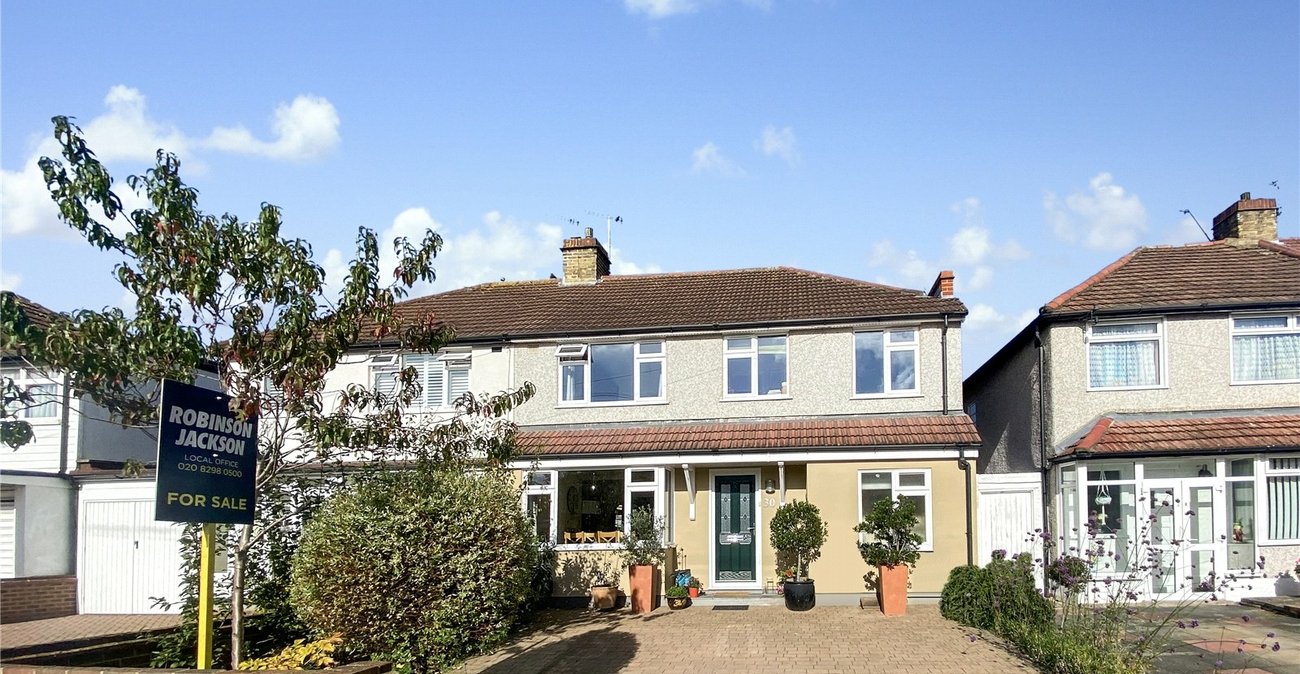 4 bedroom house for sale in Sidcup | Robinson Jackson