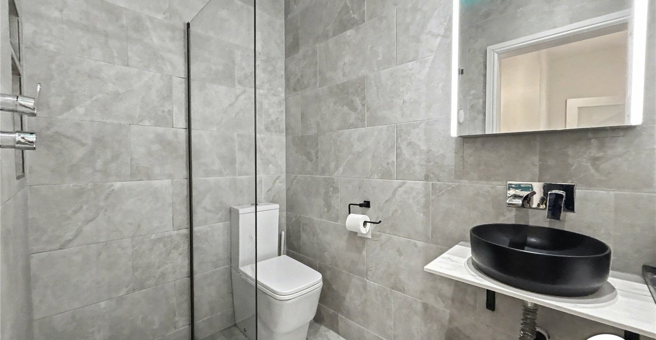 4 bedroom house for sale in Sidcup | Robinson Jackson