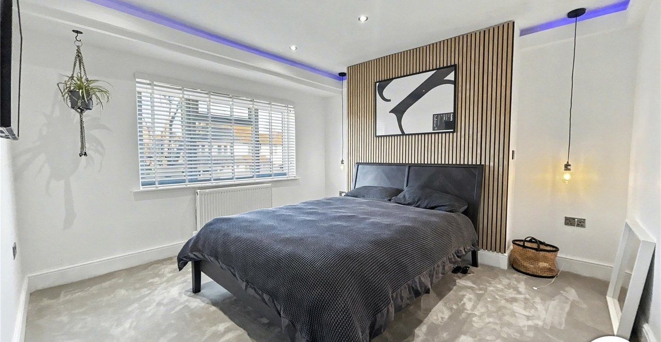 4 bedroom house for sale in Sidcup | Robinson Jackson