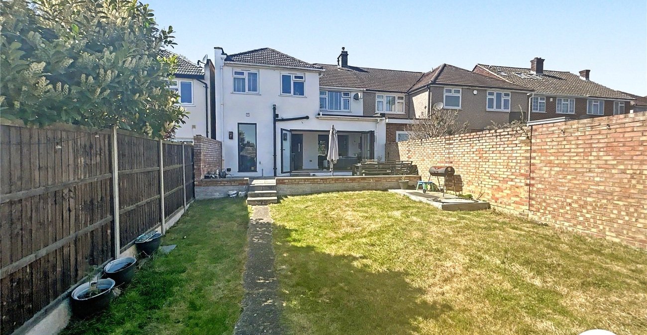 4 bedroom house for sale in Sidcup | Robinson Jackson