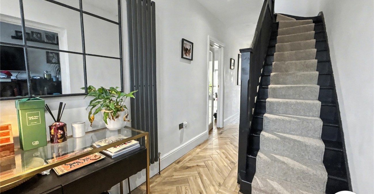 4 bedroom house for sale in Sidcup | Robinson Jackson