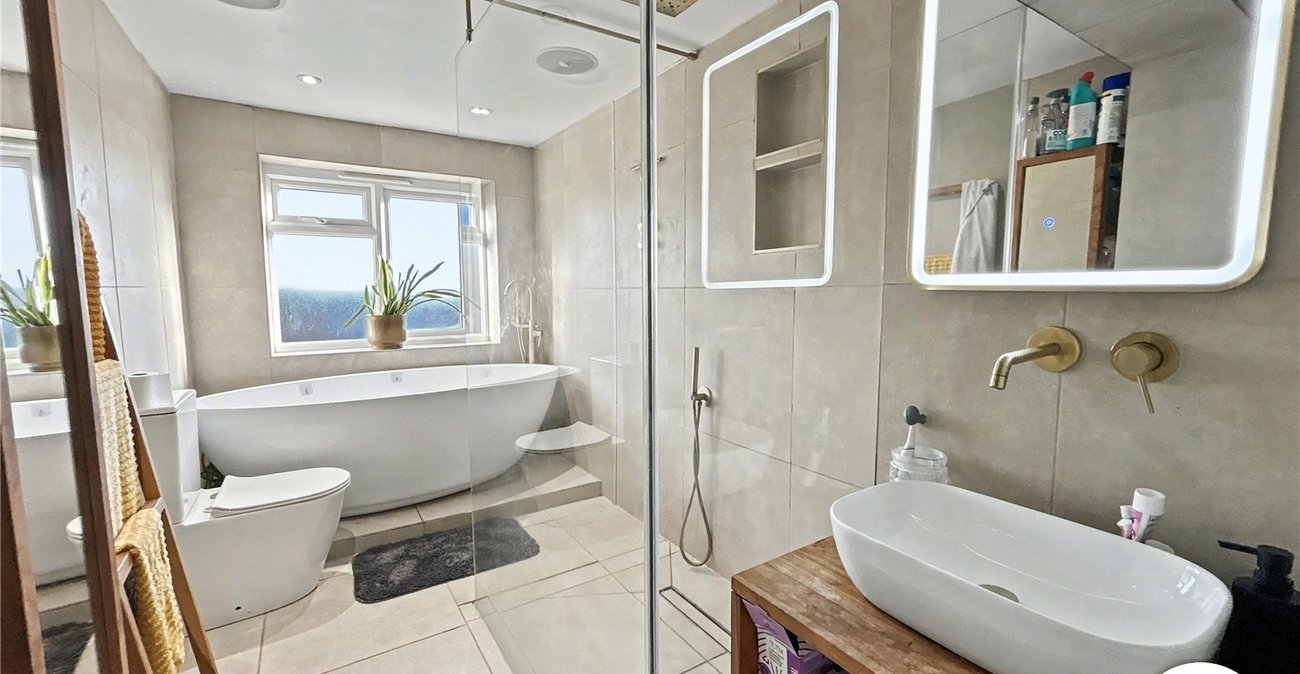 4 bedroom house for sale in Sidcup | Robinson Jackson