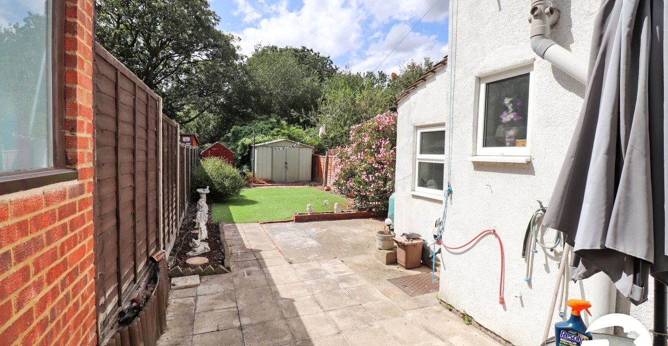 2 bedroom house for sale in Belvedere | Robinson Jackson