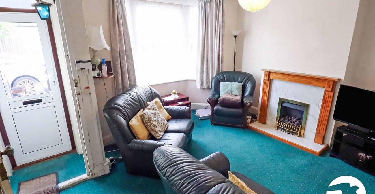 2 bedroom house for sale in Belvedere | Robinson Jackson