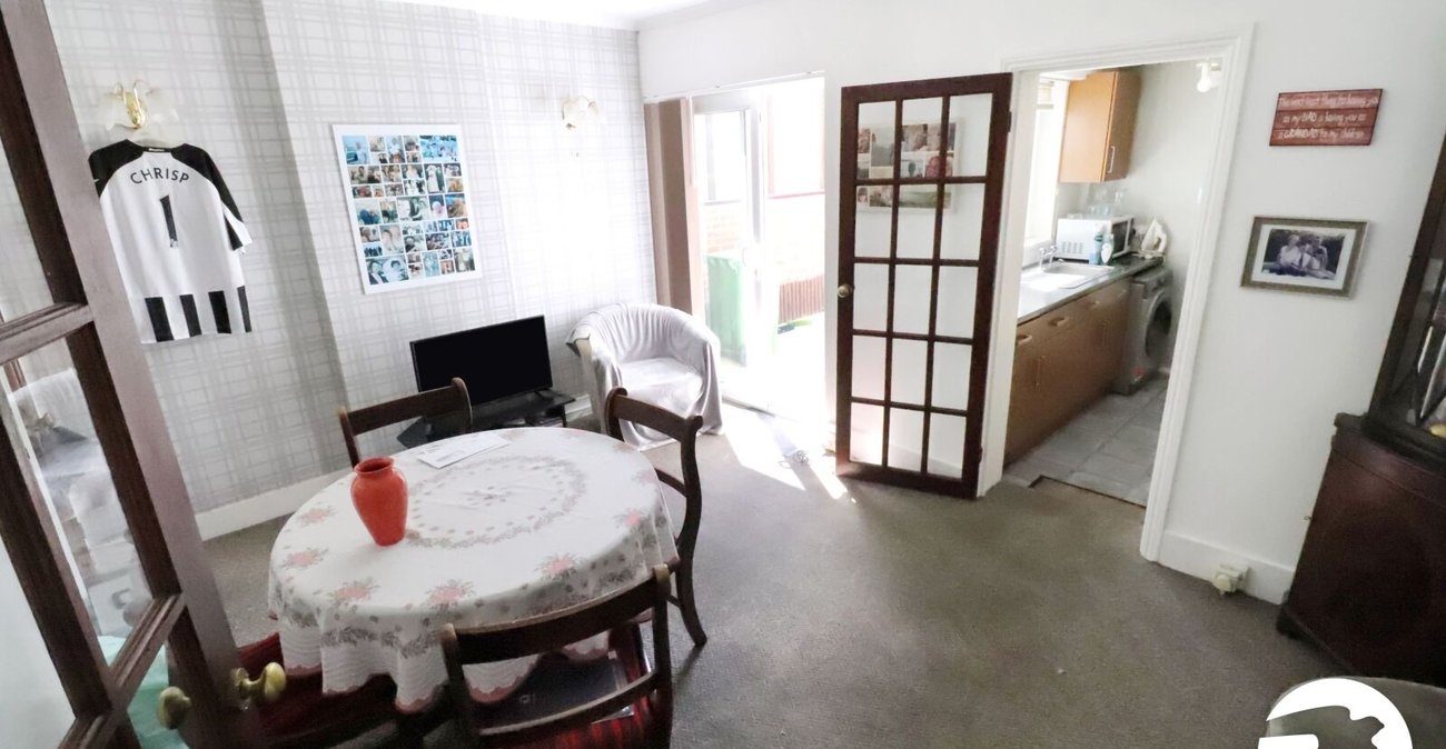 2 bedroom house for sale in Belvedere | Robinson Jackson