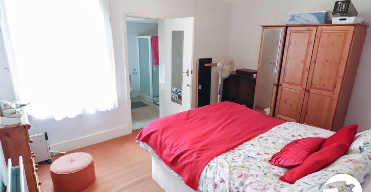 2 bedroom house for sale in Belvedere | Robinson Jackson