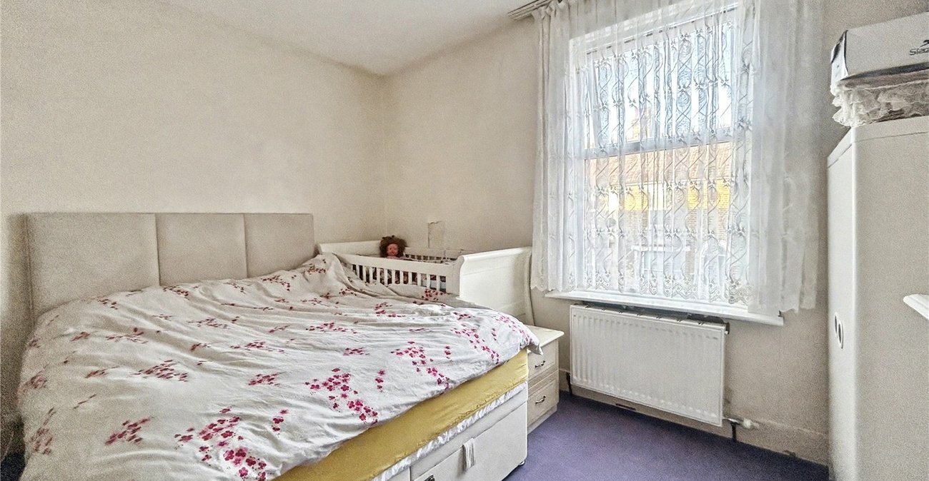 2 bedroom house for sale in Gillingham | Robinson Michael & Jackson