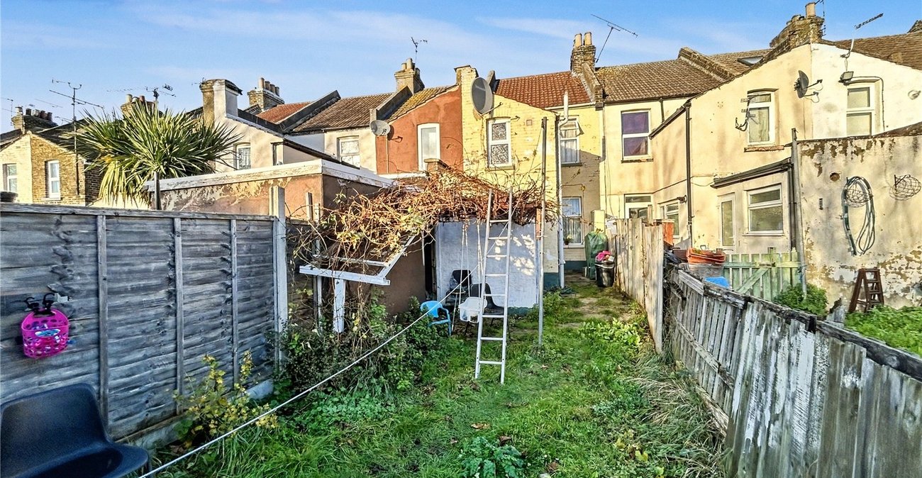 2 bedroom house for sale in Gillingham | Robinson Michael & Jackson