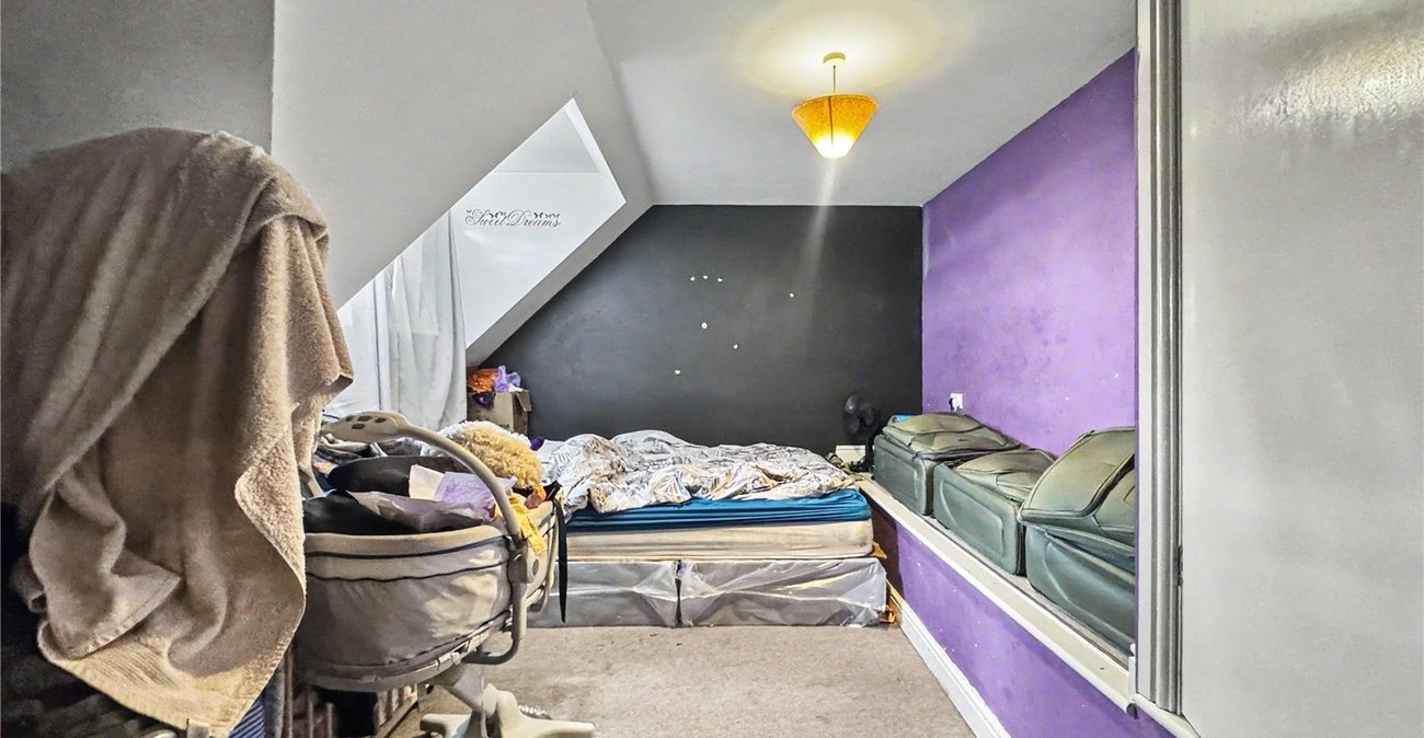 1 bedroom property for sale in Gillingham | Robinson Michael & Jackson