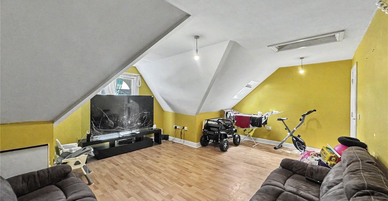 1 bedroom property for sale in Gillingham | Robinson Michael & Jackson