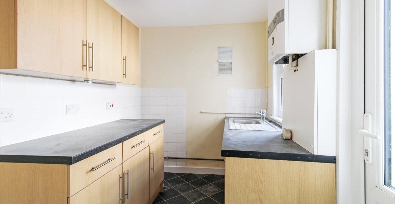 2 bedroom house for sale in Northfleet | Robinson Michael & Jackson