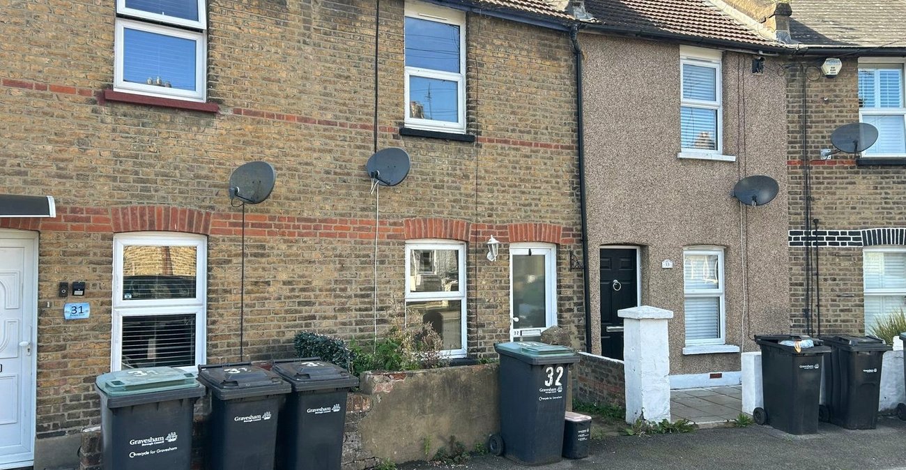 2 bedroom house for sale in Northfleet | Robinson Michael & Jackson