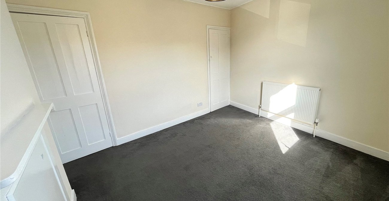 2 bedroom house for sale in Northfleet | Robinson Michael & Jackson