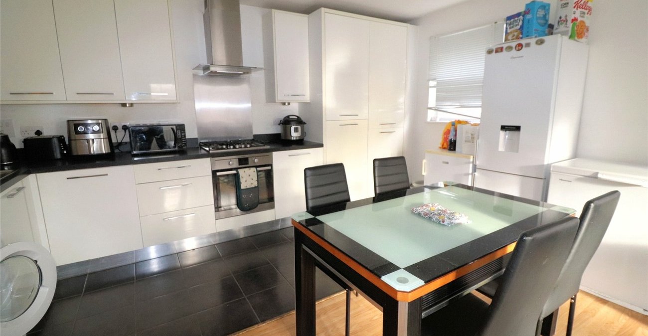 2 bedroom property for sale in Erith | Robinson Jackson