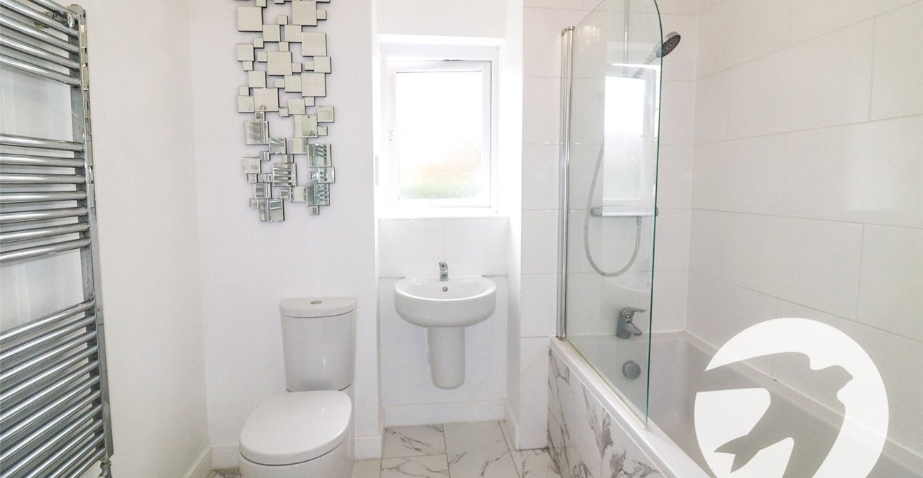 2 bedroom property for sale in Erith | Robinson Jackson