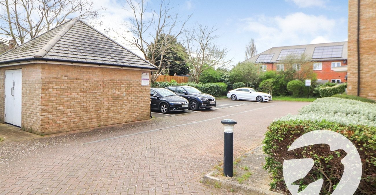 2 bedroom property for sale in Erith | Robinson Jackson