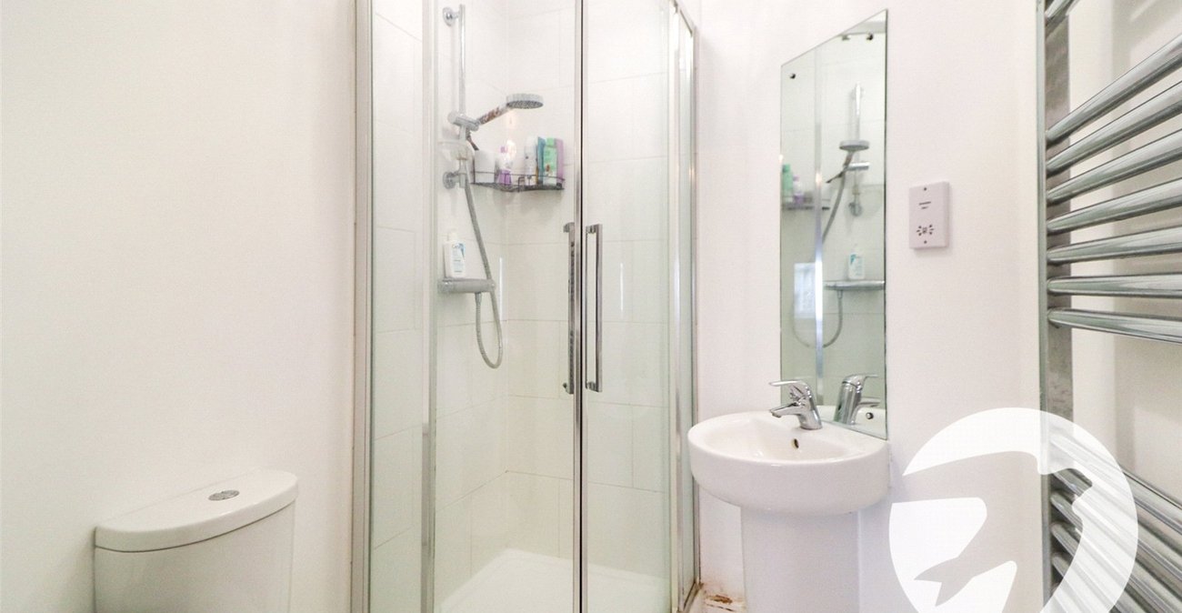 2 bedroom property for sale in Erith | Robinson Jackson