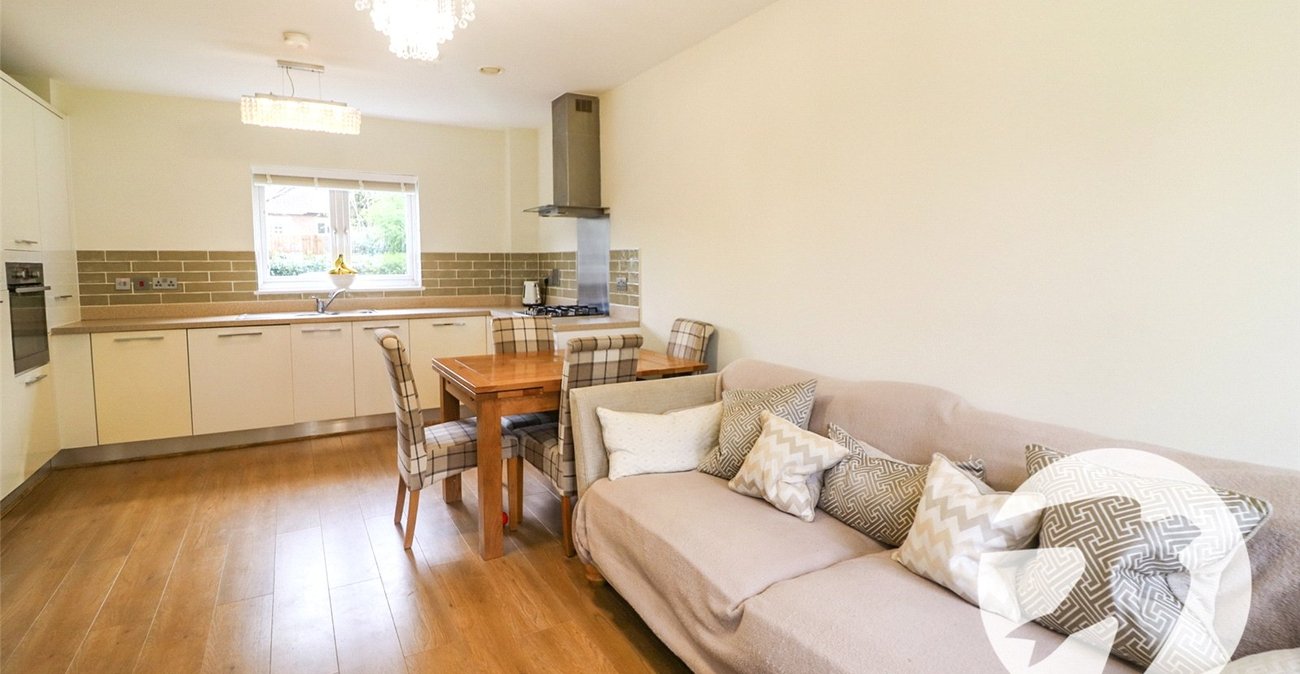 2 bedroom property for sale in Erith | Robinson Jackson