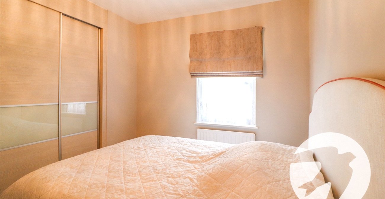 2 bedroom property for sale in Erith | Robinson Jackson