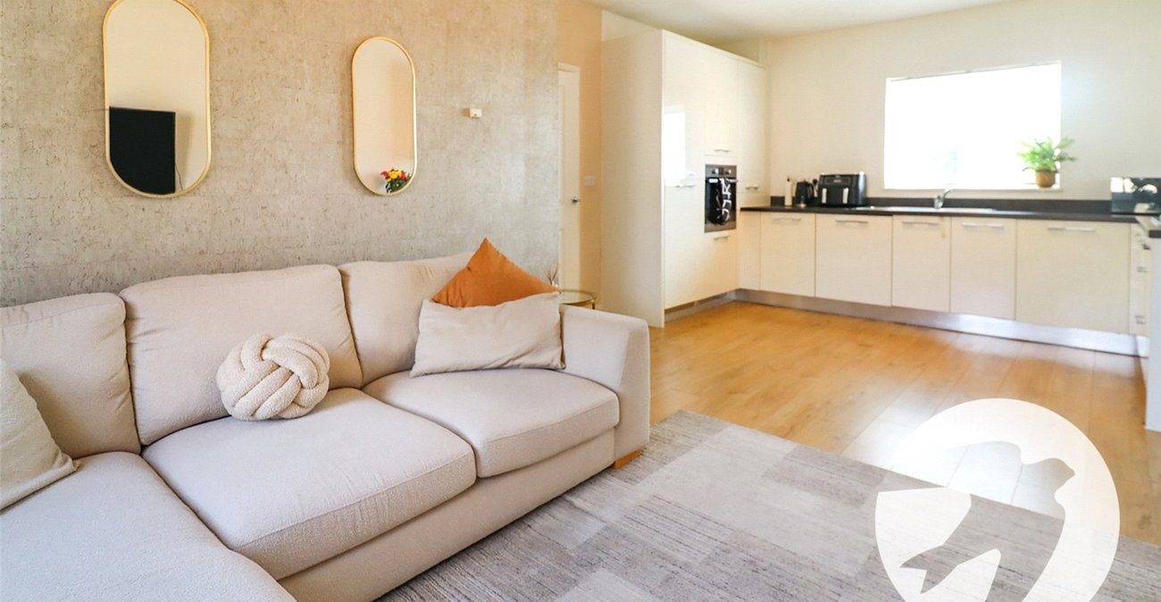 2 bedroom property for sale in Erith | Robinson Jackson