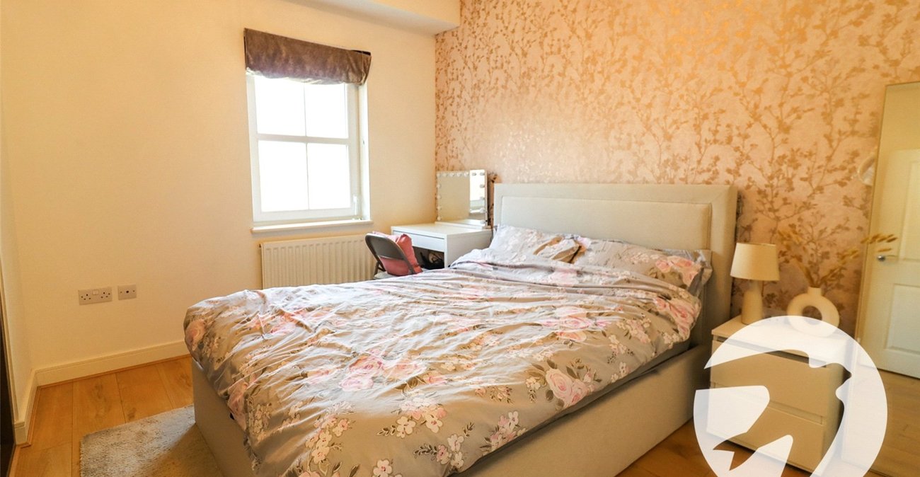 2 bedroom property for sale in Erith | Robinson Jackson