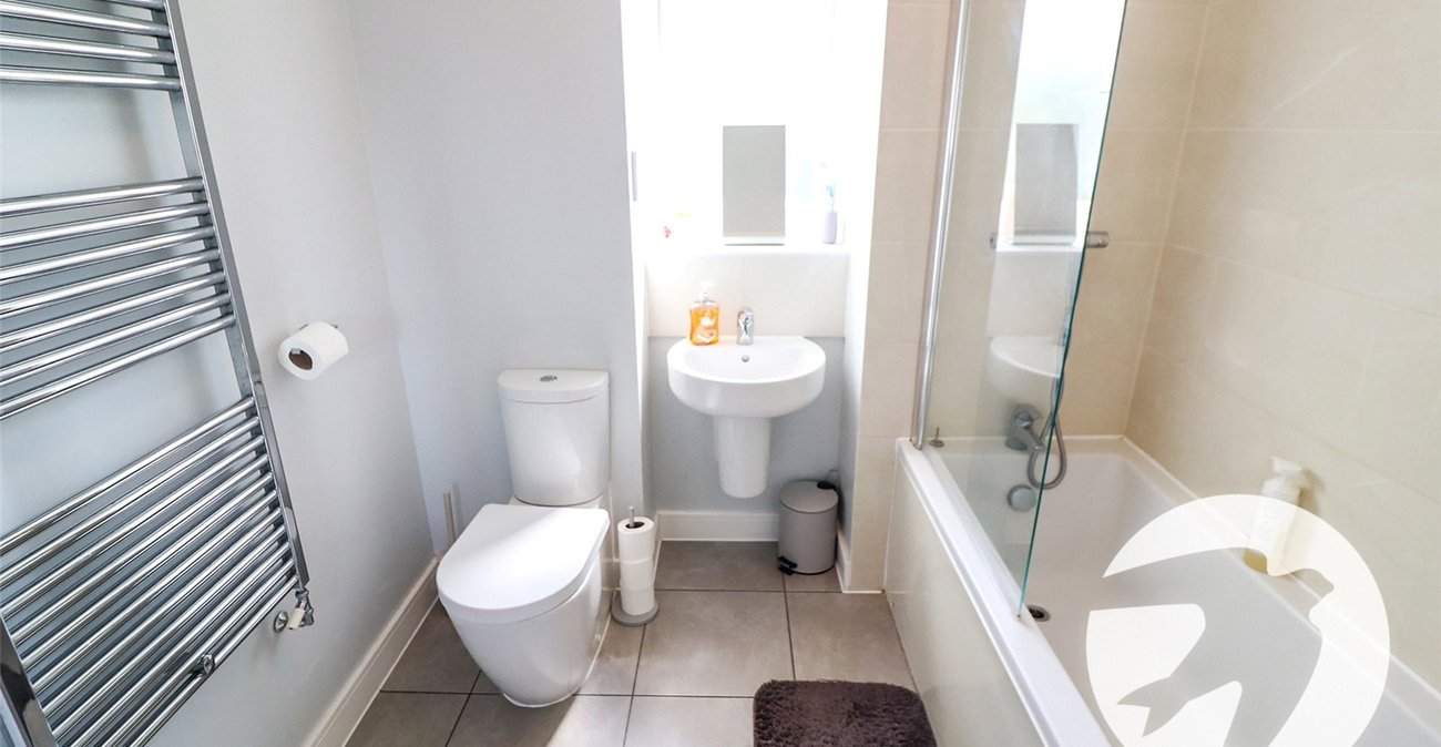 2 bedroom property for sale in Erith | Robinson Jackson