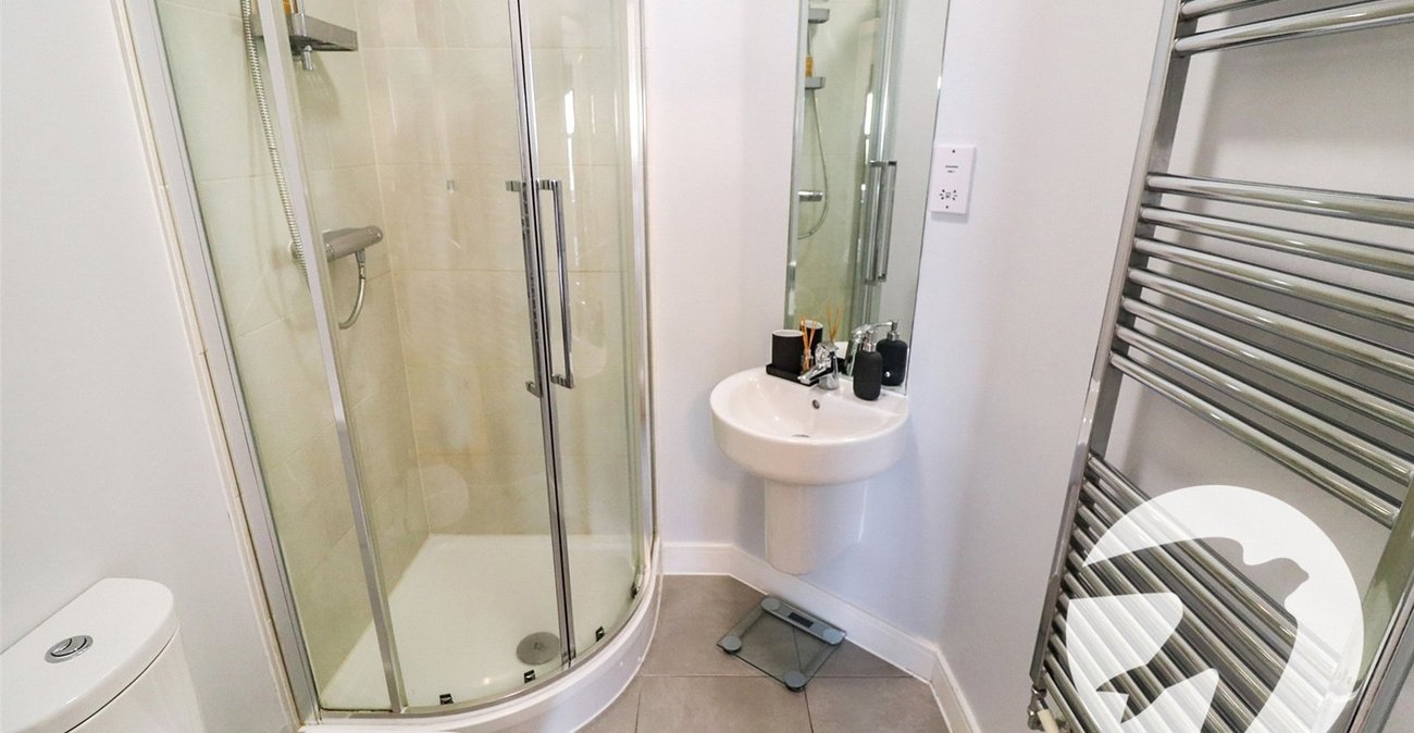2 bedroom property for sale in Erith | Robinson Jackson