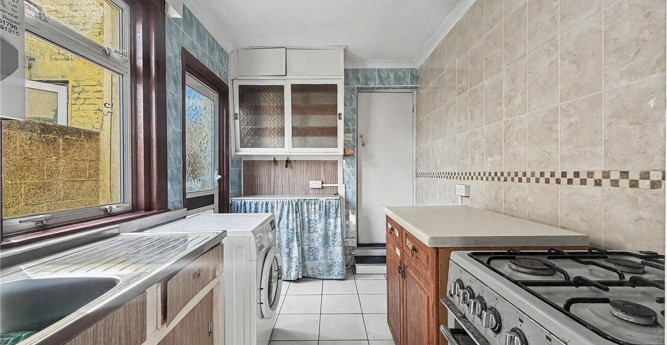 3 bedroom house for sale in Gillingham | Robinson Michael & Jackson