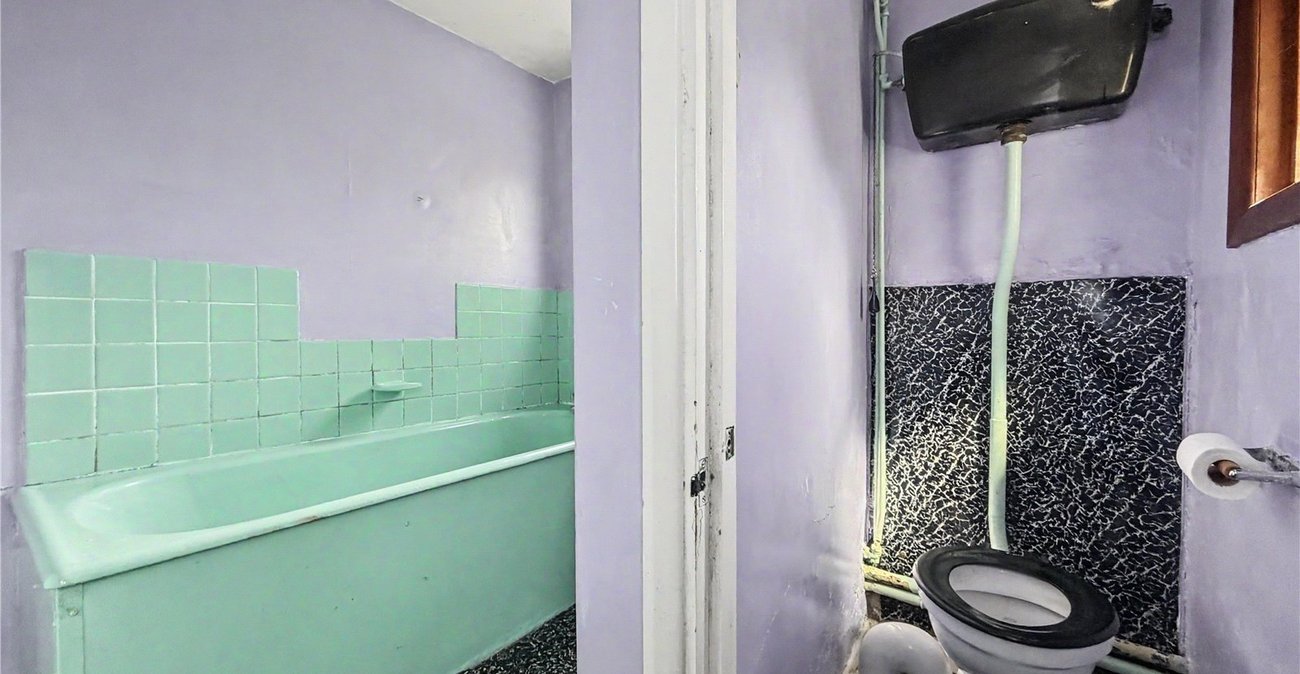 3 bedroom house for sale in Gillingham | Robinson Michael & Jackson