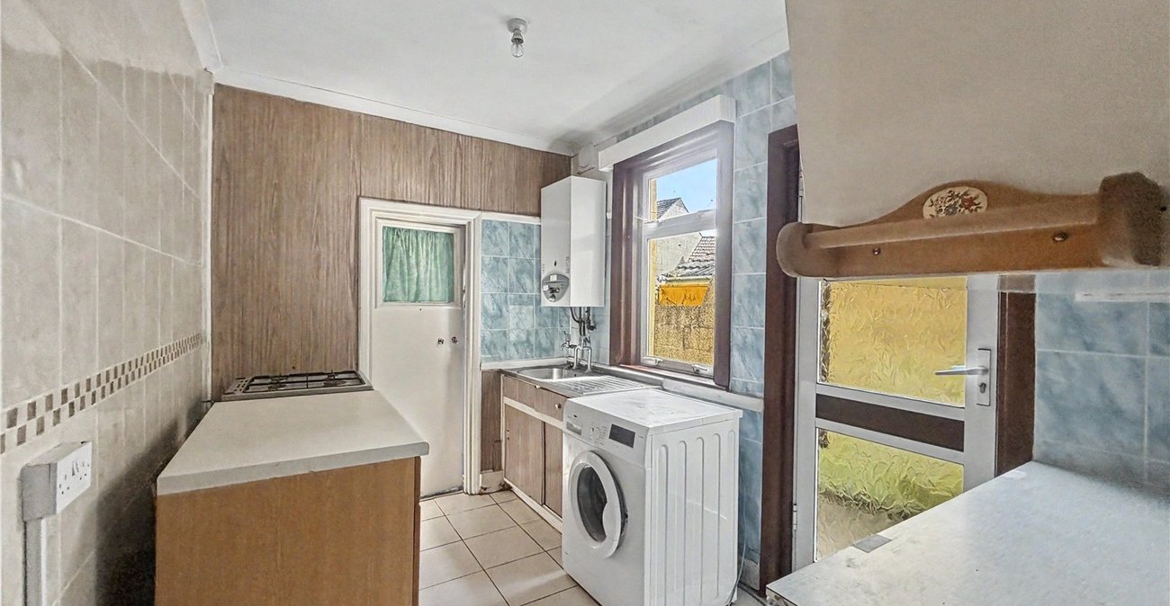 3 bedroom house for sale in Gillingham | Robinson Michael & Jackson