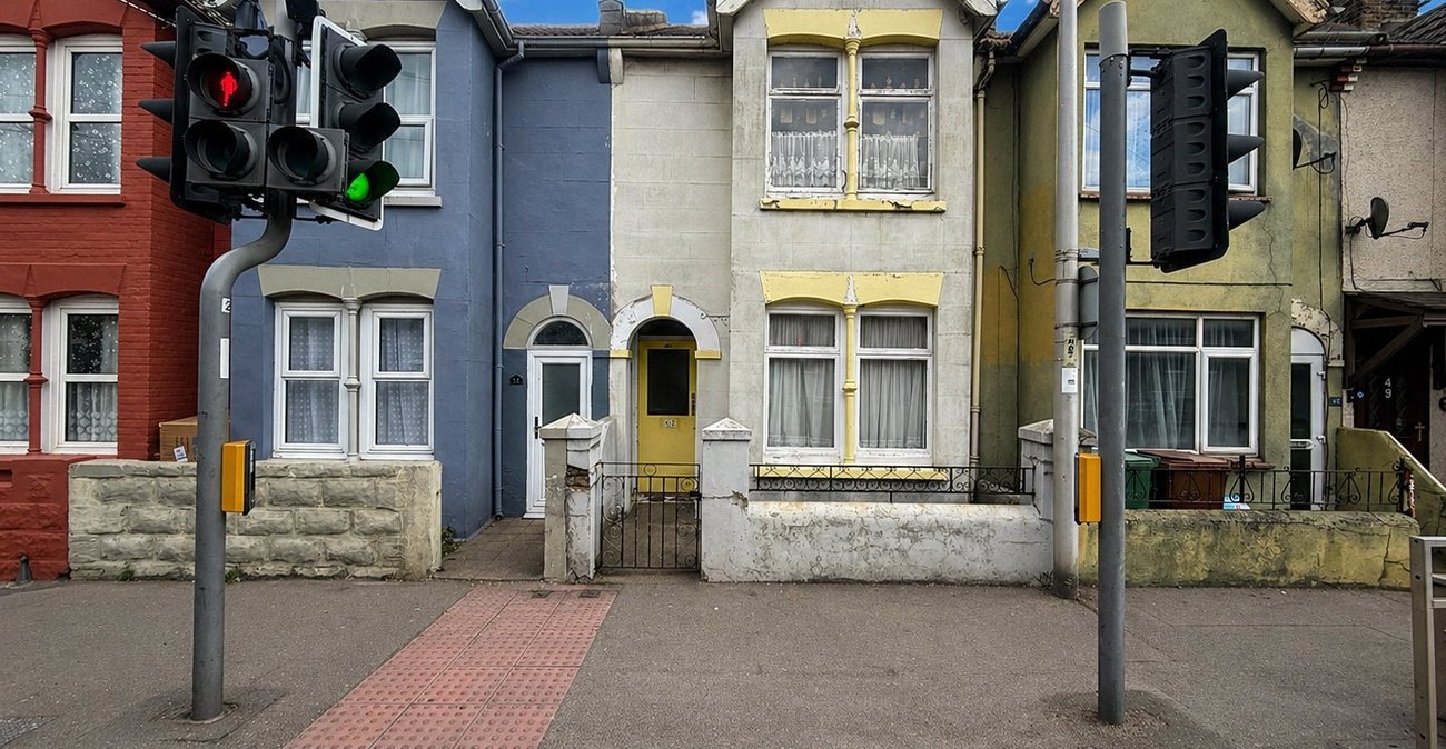 3 bedroom house for sale in Gillingham | Robinson Michael & Jackson