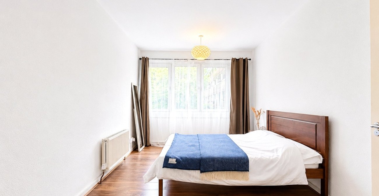 5 bedroom property for sale in London | Robinson Jackson