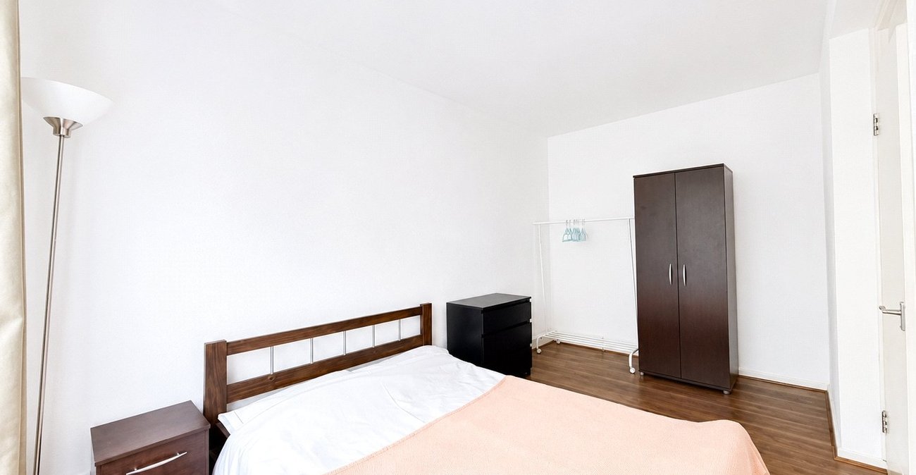 5 bedroom property for sale in London | Robinson Jackson