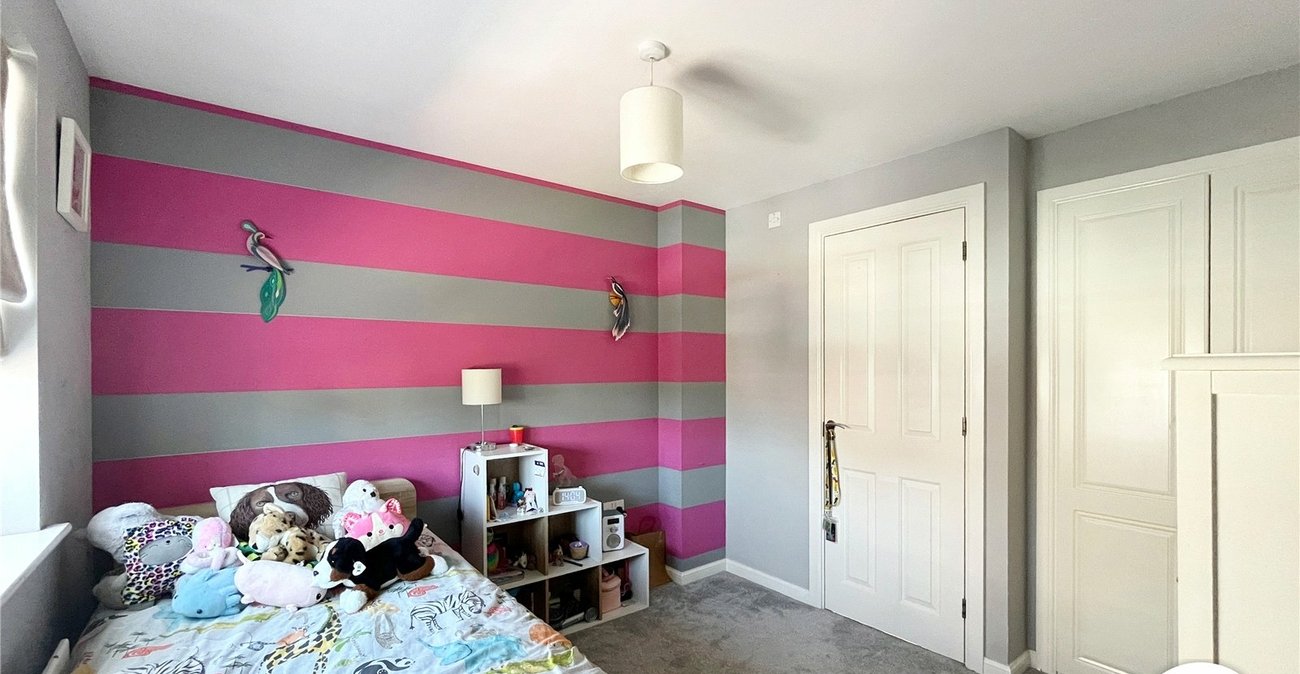 6 bedroom house for sale in Sittingbourne | Robinson Michael & Jackson