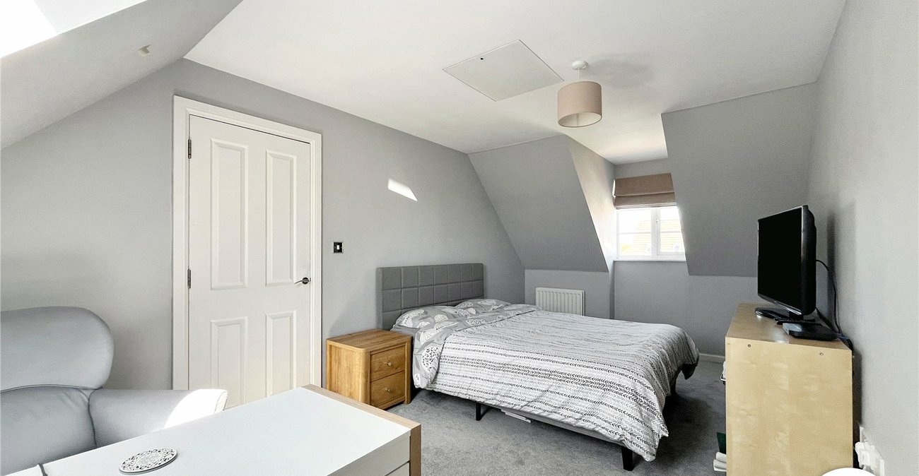 6 bedroom house for sale in Sittingbourne | Robinson Michael & Jackson