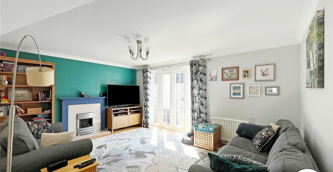 6 bedroom house for sale in Sittingbourne | Robinson Michael & Jackson