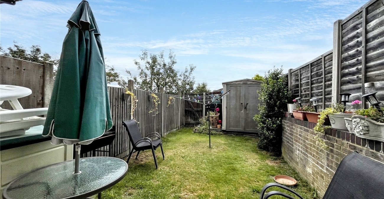 2 bedroom house for sale in Chatham | Robinson Michael & Jackson