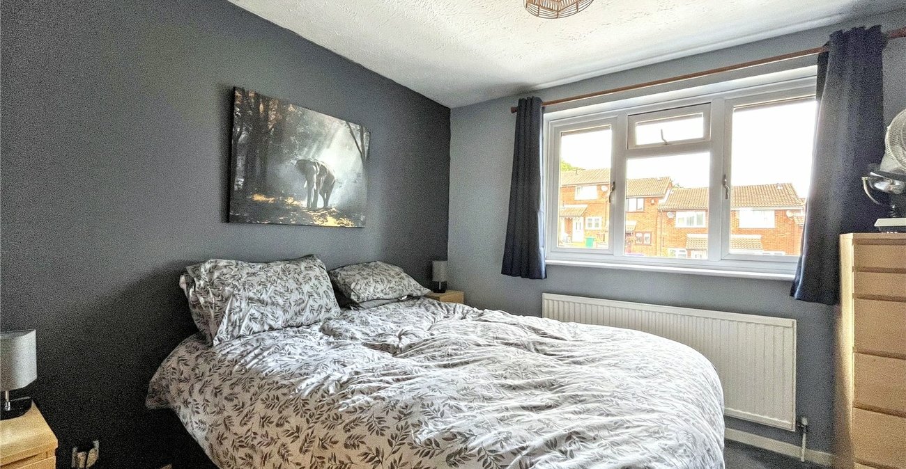 2 bedroom house for sale in Chatham | Robinson Michael & Jackson