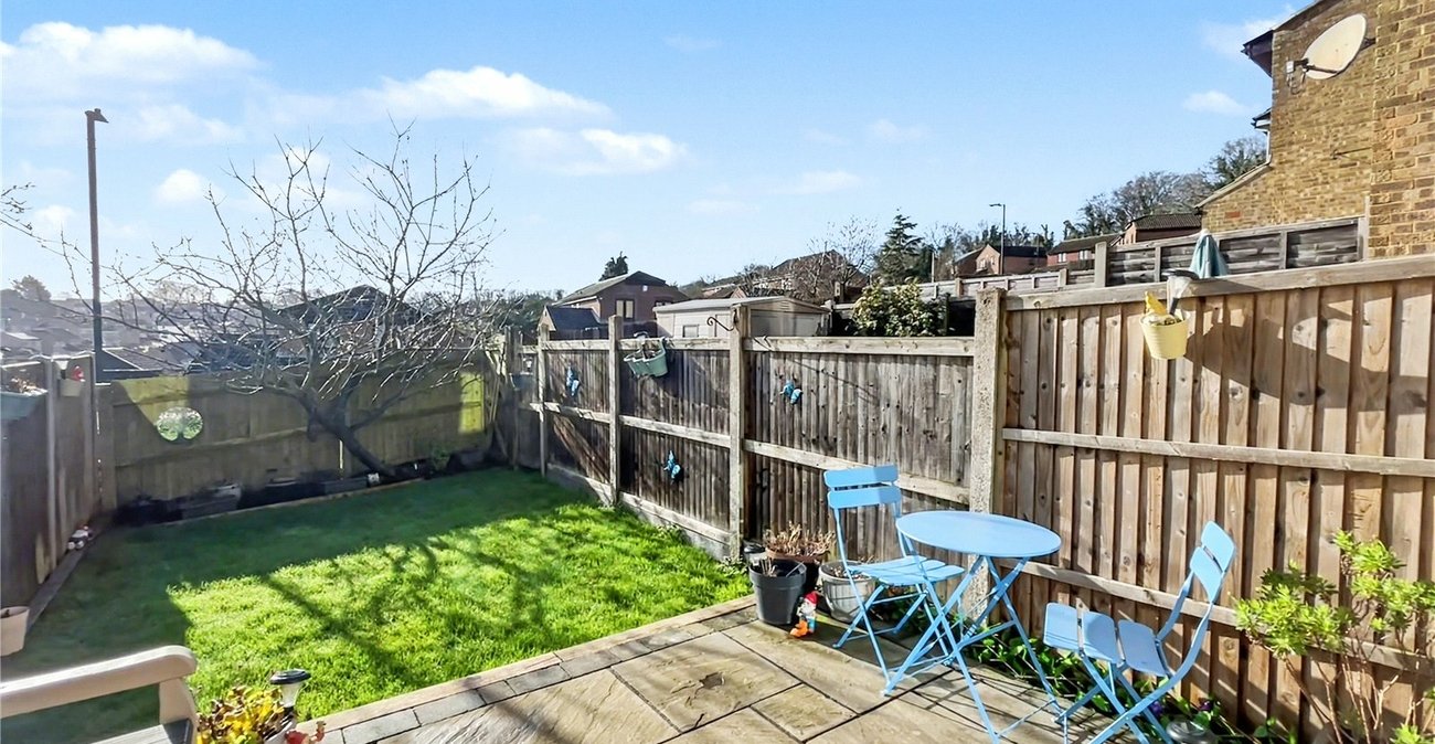 2 bedroom house for sale in Princes Park | Robinson Michael & Jackson