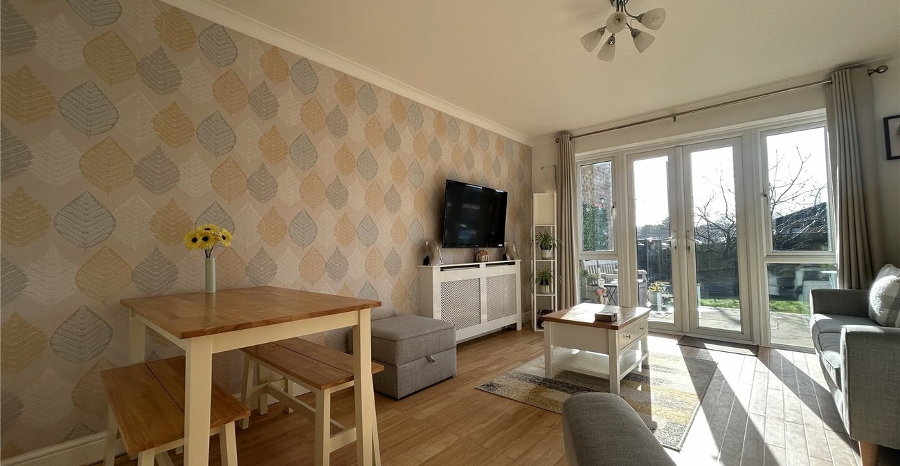 2 bedroom house for sale in Princes Park | Robinson Michael & Jackson