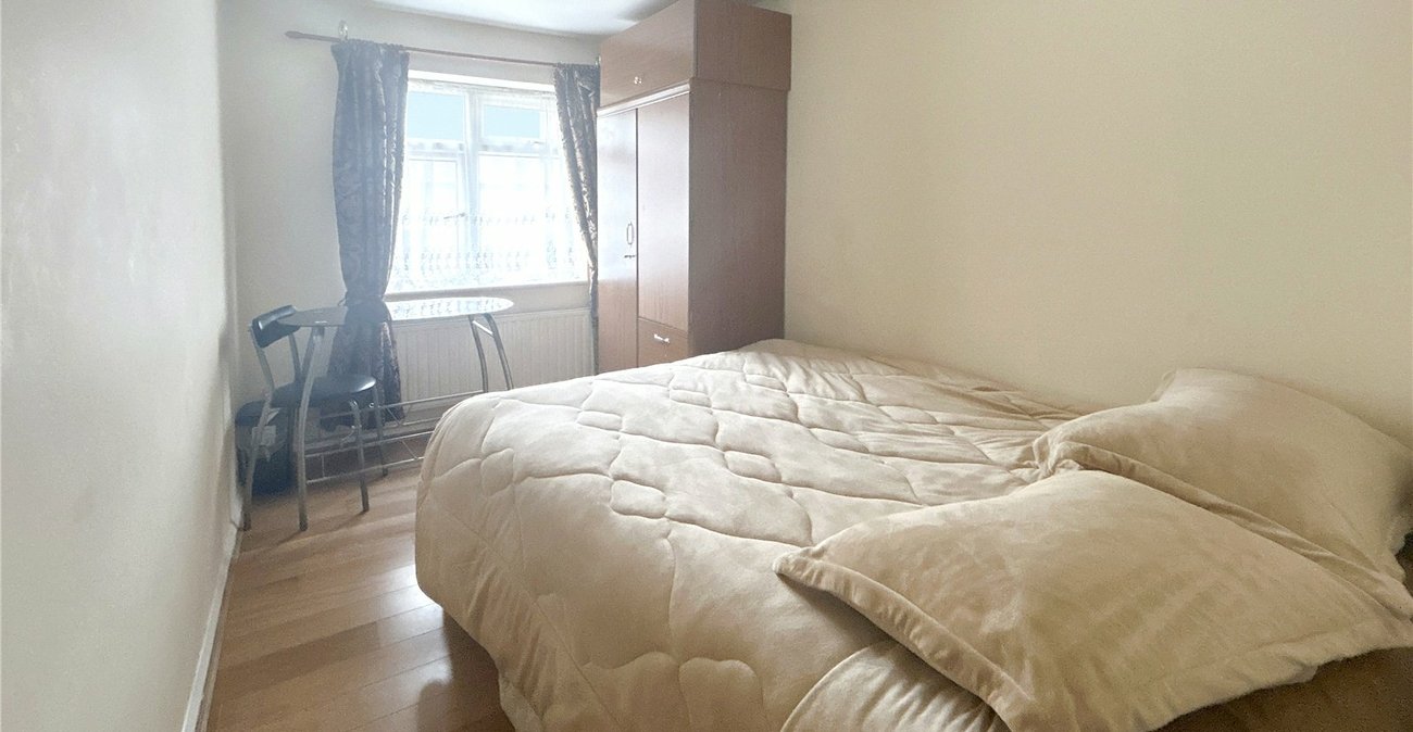 4 bedroom house for sale in Sidcup | Robinson Jackson