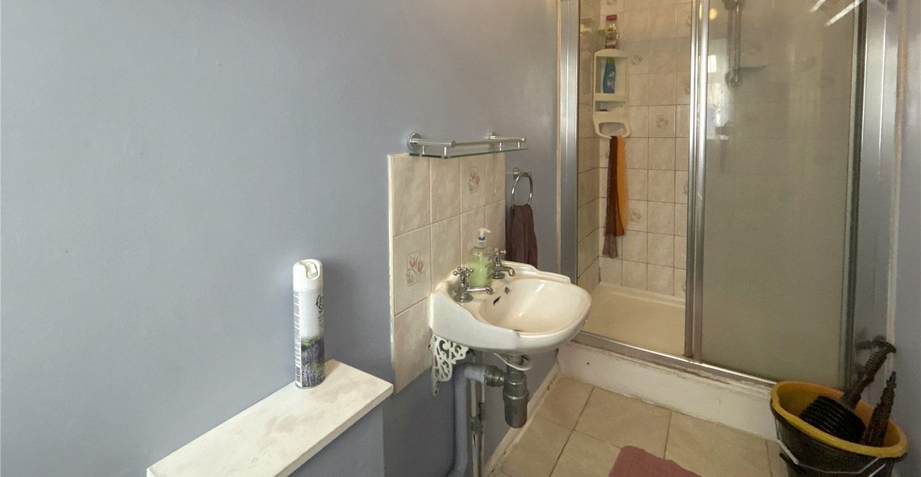 4 bedroom house for sale in Sidcup | Robinson Jackson