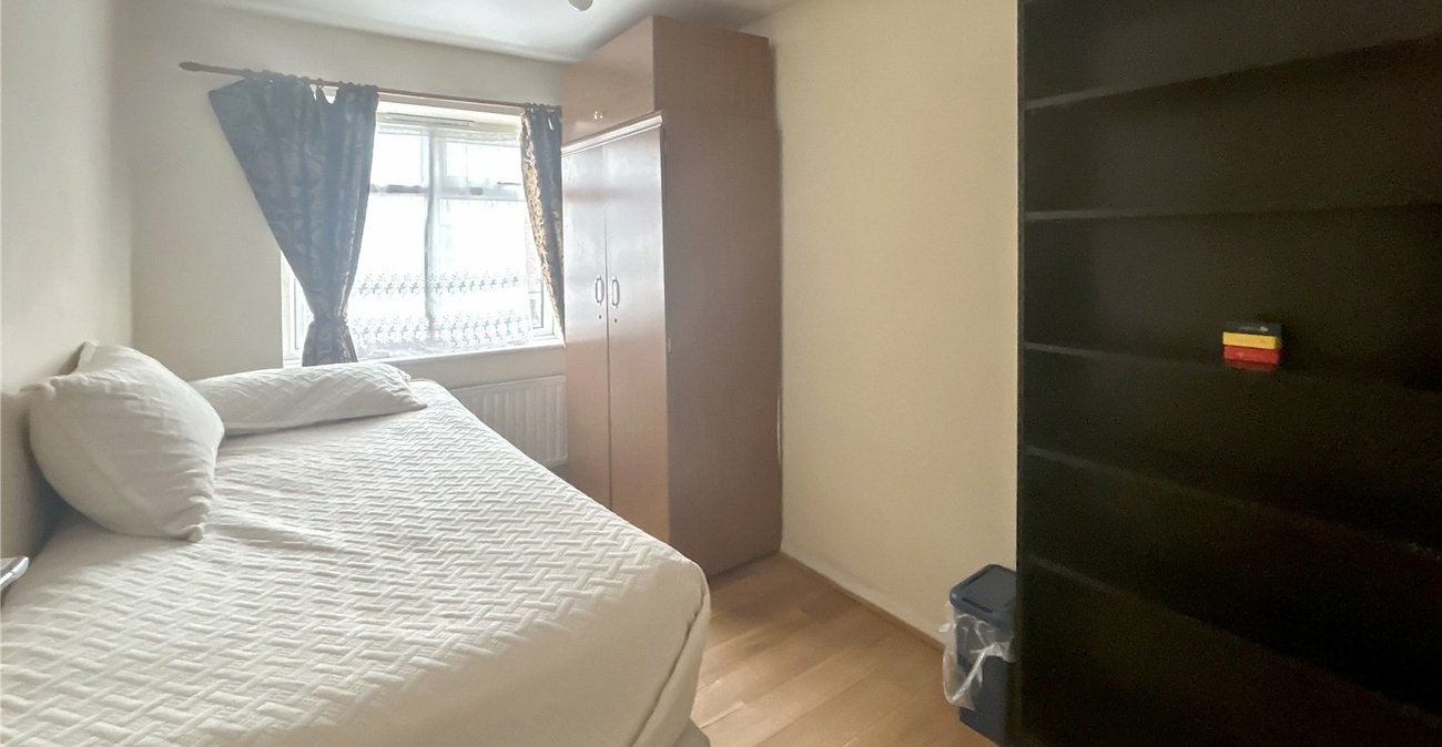 4 bedroom house for sale in Sidcup | Robinson Jackson