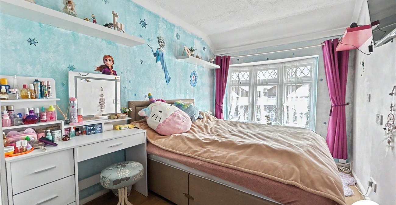 4 bedroom house for sale in Sidcup | Robinson Jackson