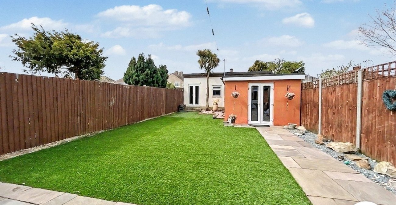 4 bedroom house for sale in Sidcup | Robinson Jackson
