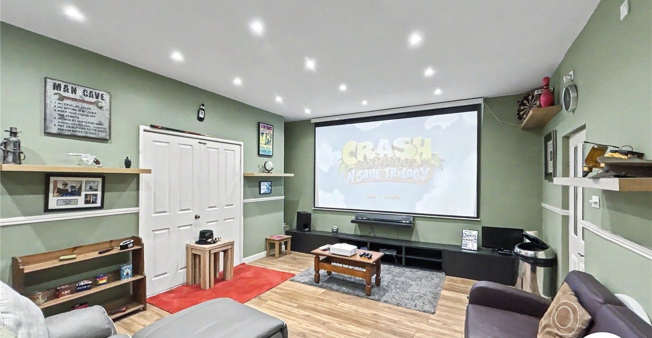 4 bedroom house for sale in Sidcup | Robinson Jackson