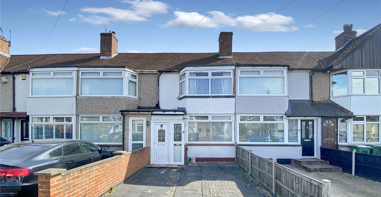3 bedroom house for sale in Sidcup | Robinson Jackson