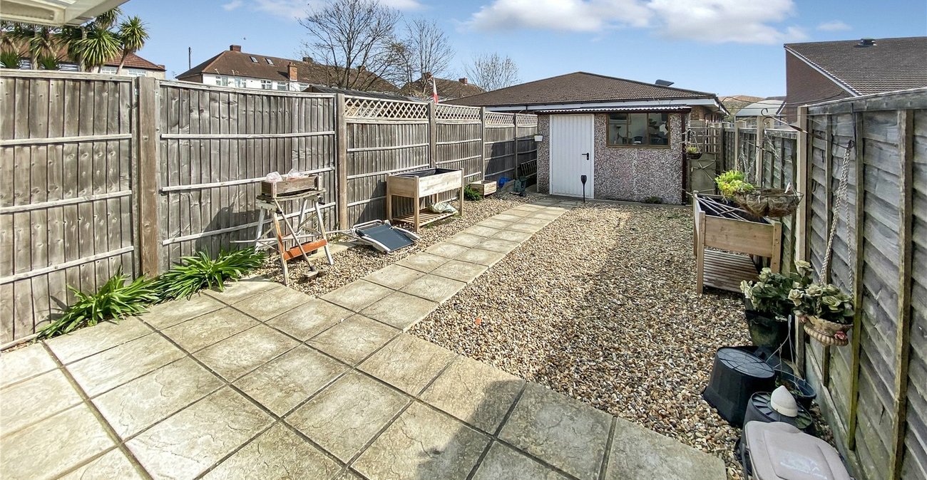 3 bedroom house for sale in Sidcup | Robinson Jackson